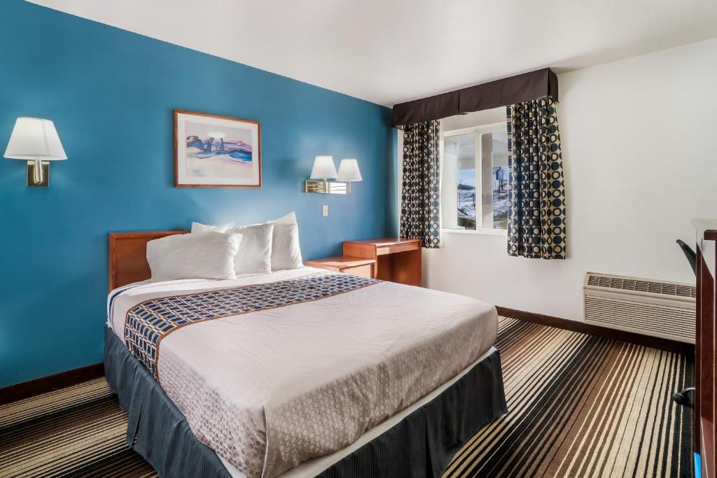 Americas Best Value Inn Green River - Single Bed Room