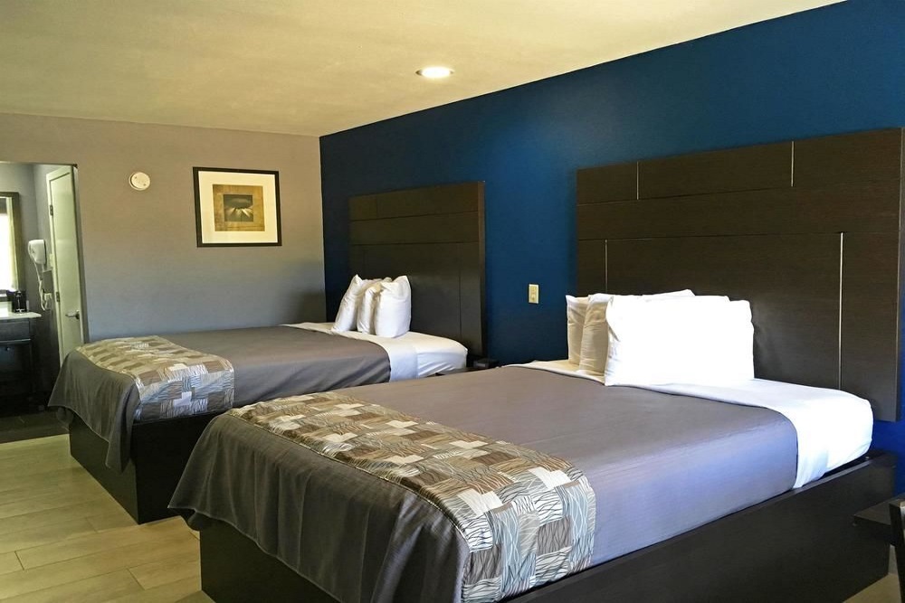 Americas Best Value Inn Denham Springs - Double Beds Room