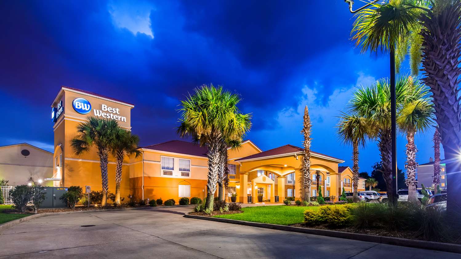 Best Western Lafayette Inn - Hotel Exterior-1