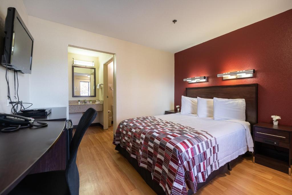 California Inn & Suites Rancho Cordova - Single Bed Room