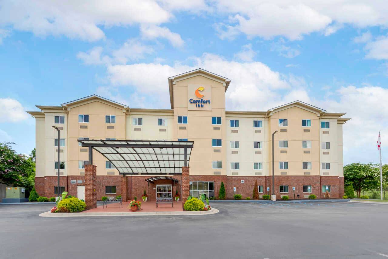 Comfort Inn Huntsville - Exterior-1