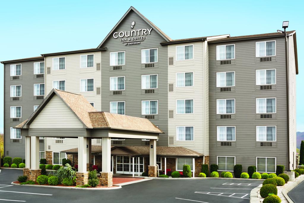 Country Inn & Suites Wytheville - Exterior-1