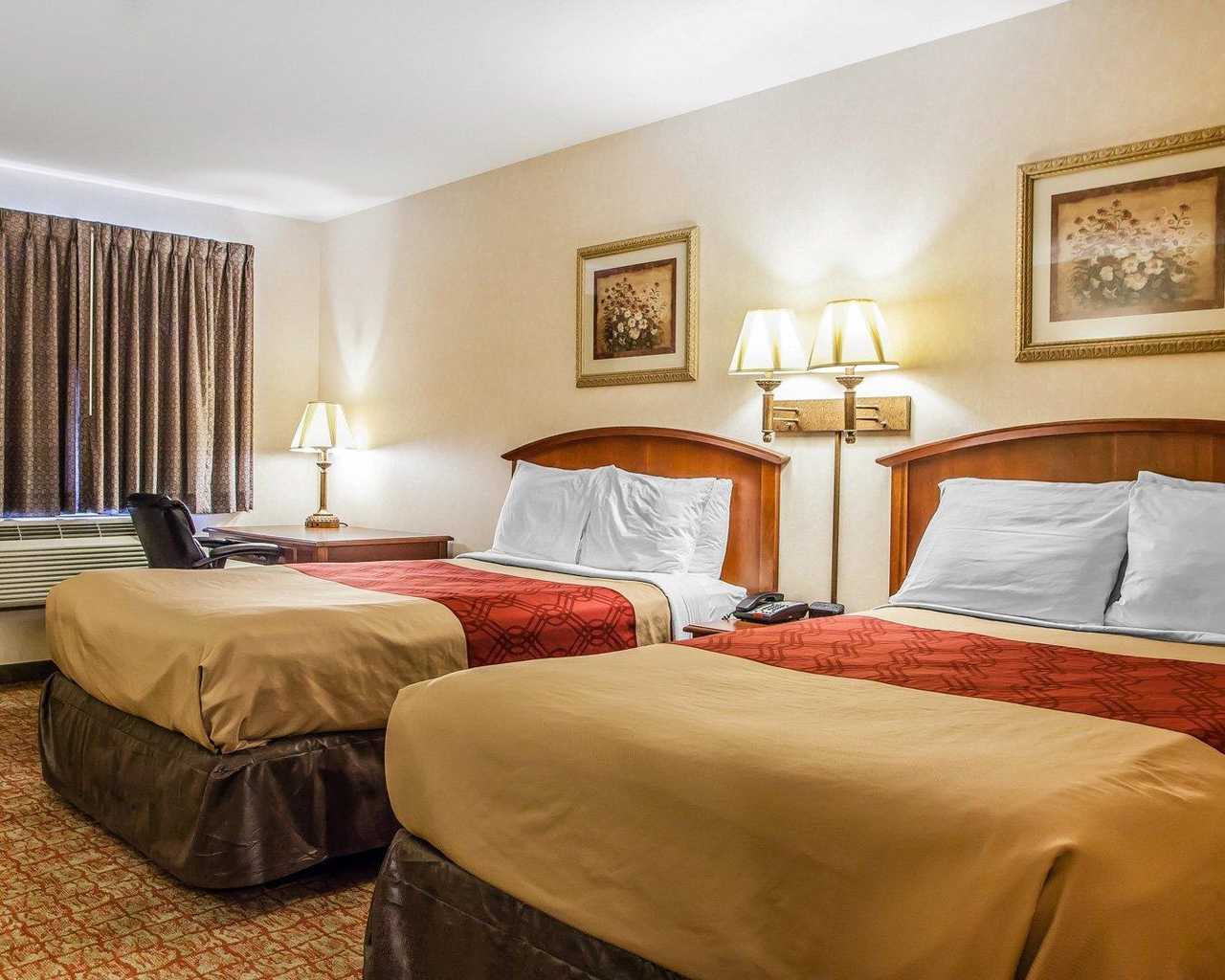 Econo Lodge Douglassville - Double Beds