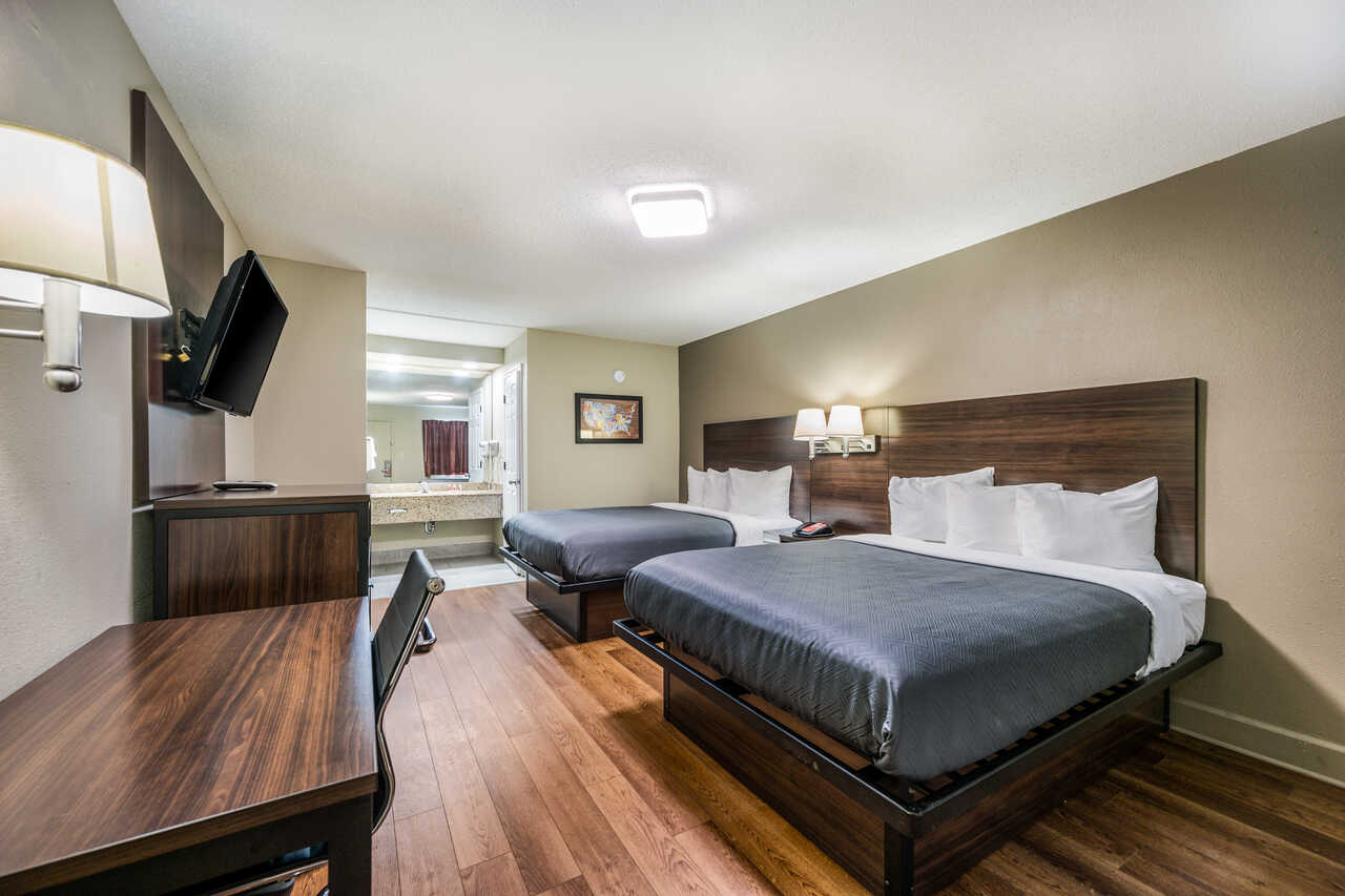 Econo Lodge Inn & Suites Huntsville - Double Beds Room