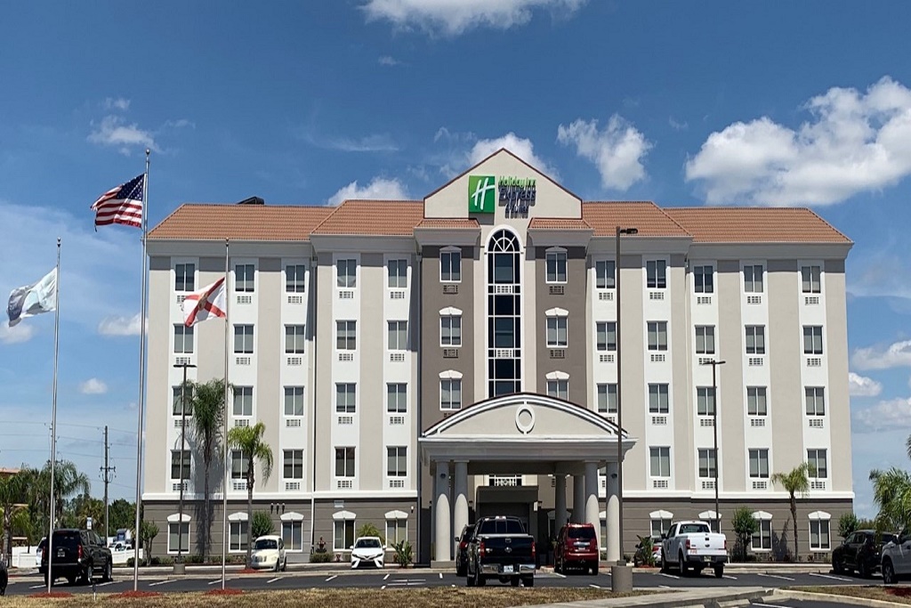 Holiday Inn Express Orlando South - Exterior-1