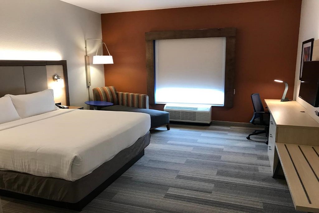 Holiday Inn Express Orlando South - Single Bed Room