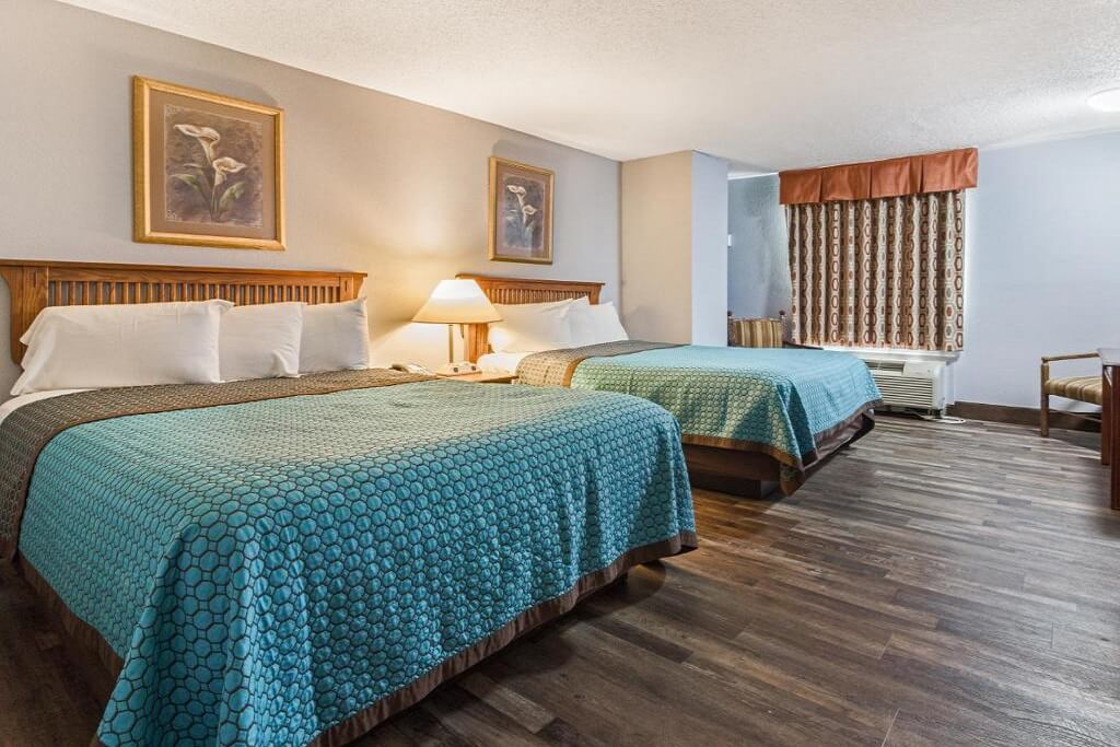 Mountain Vista Inn & Suites - Double Beds Room