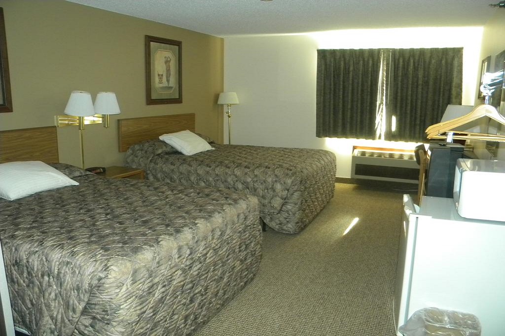 Nisswa Inn and Suites - Double Beds Room