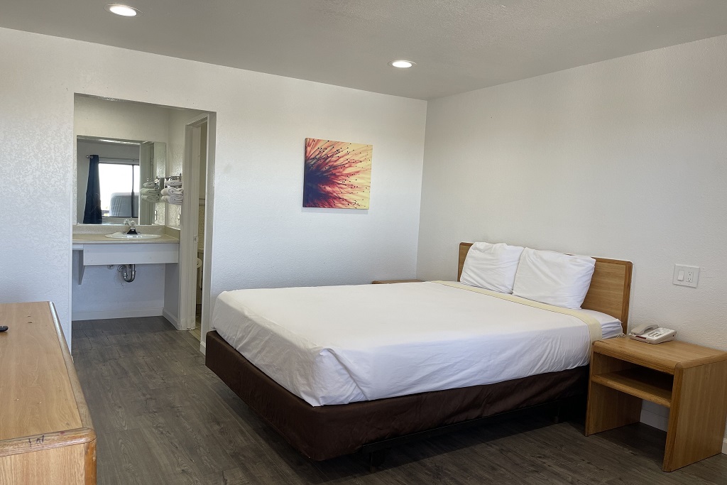 Palms Inn & Suites - Single Bedroom