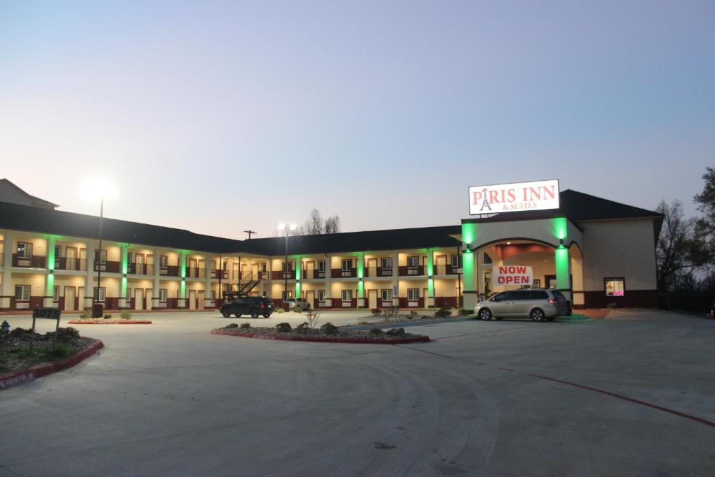 Paris Inn & Suites - Exterior