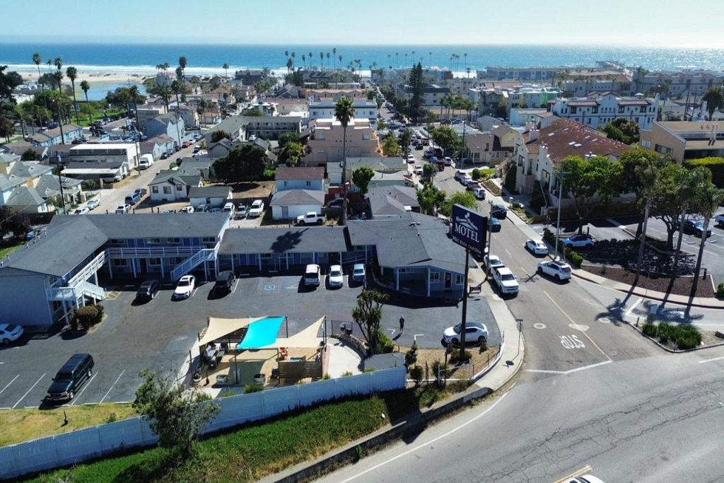 Ocean Palms Motel - Aerial View