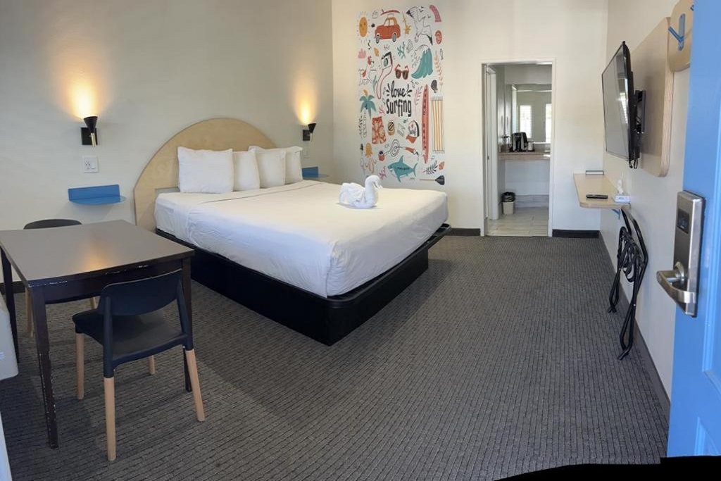 Ocean Palms Motel - Single Bedroom