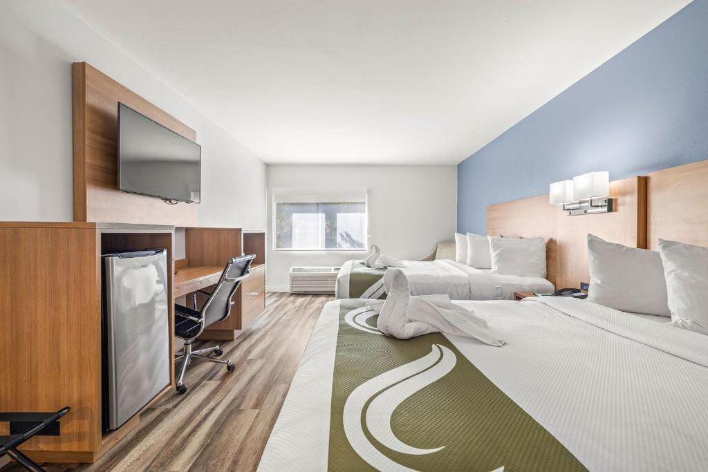 Quality Inn & Suites Near Fairgrounds Ybor City - Double Beds Room