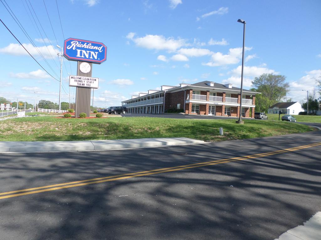 Richland Inn - Exterior-1