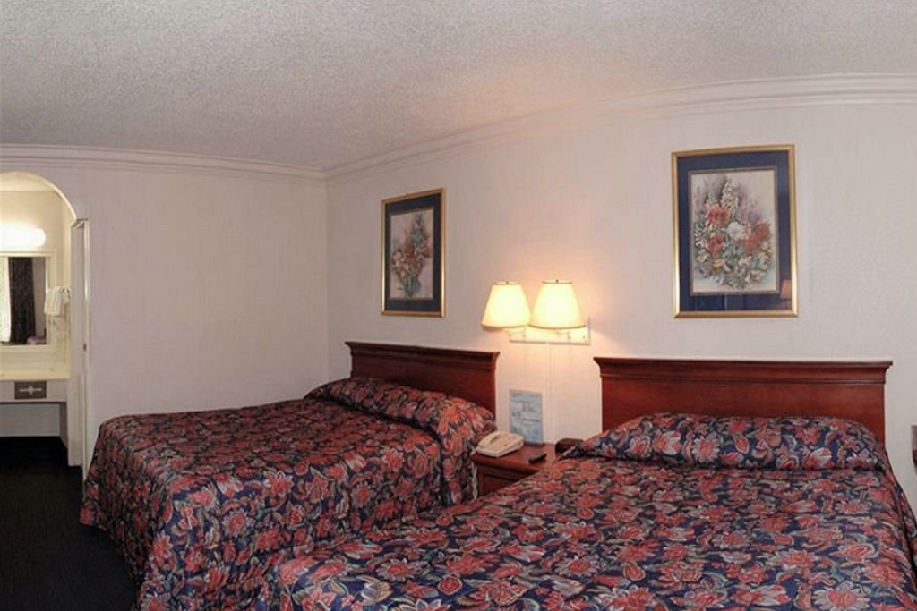 River City Inn - Double Beds Room
