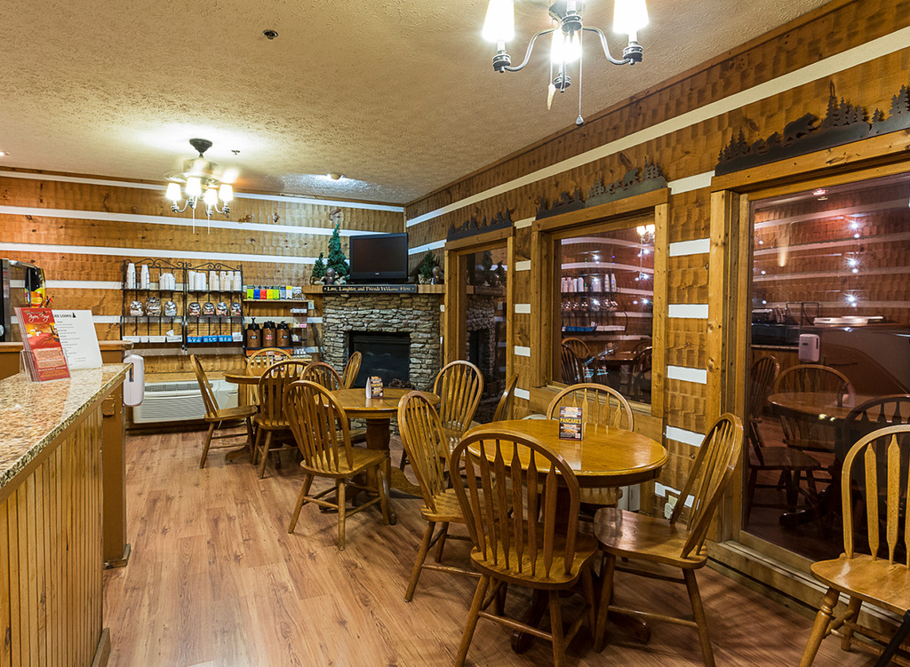 Timbers Lodge Pigeon Forge - Lobby Area