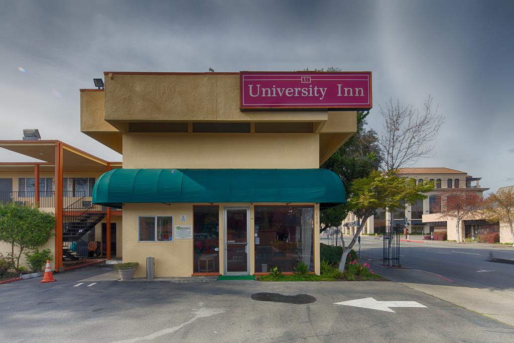 University Inn Chico - Exterior-1