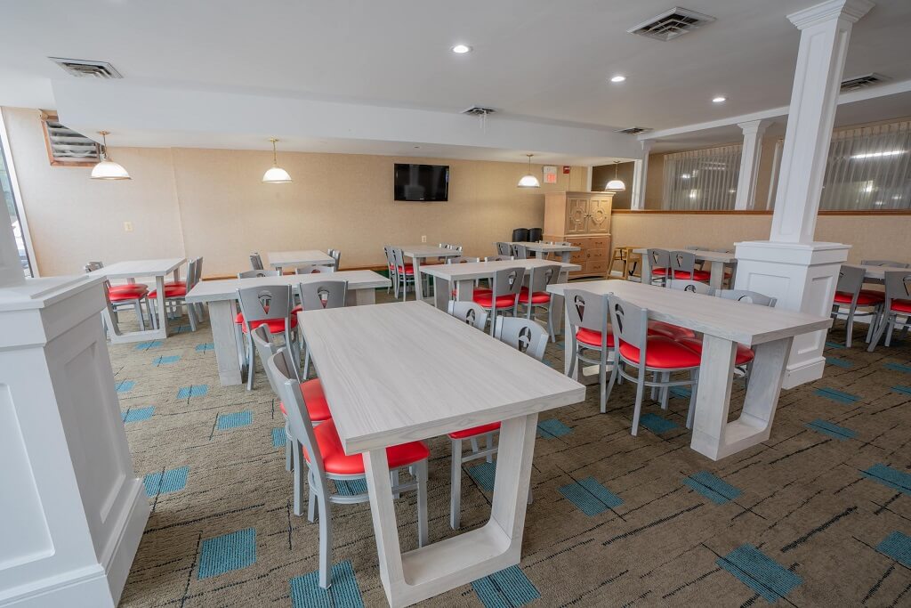 Ambassador Inn and Suites - Dining Area-2