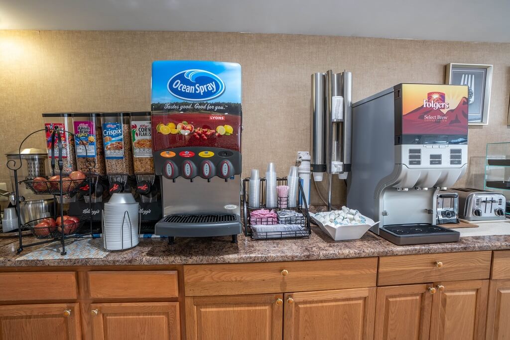 Ambassador Inn and Suites - Breakfast Area-3