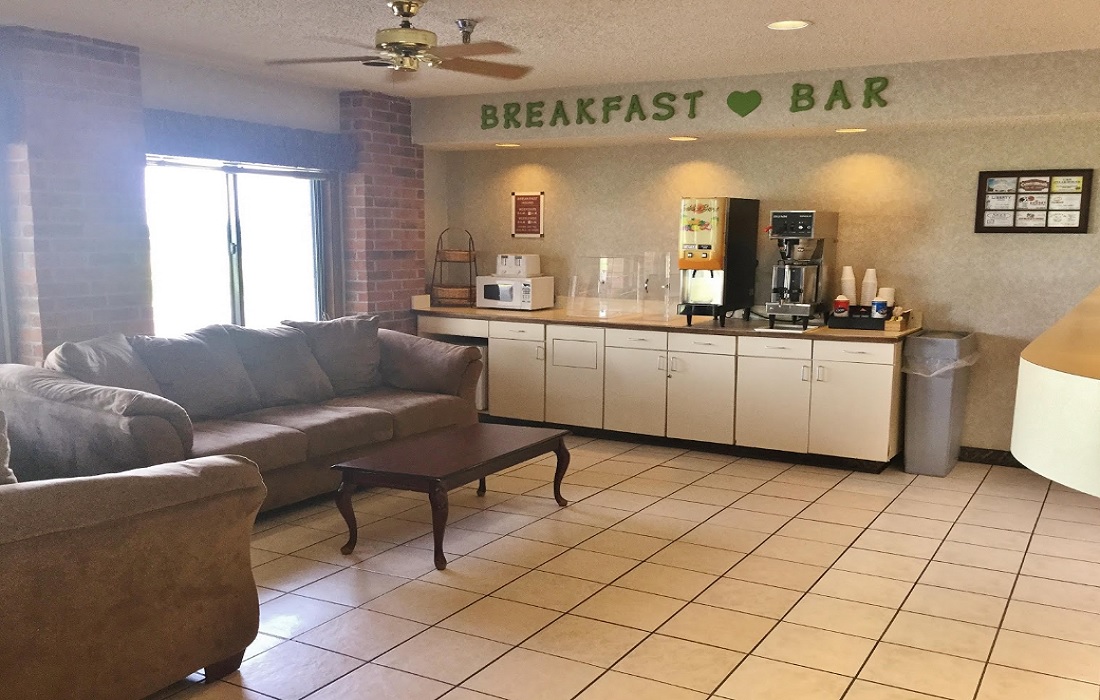 Amerihost Inn & Suites - Breakfast Area