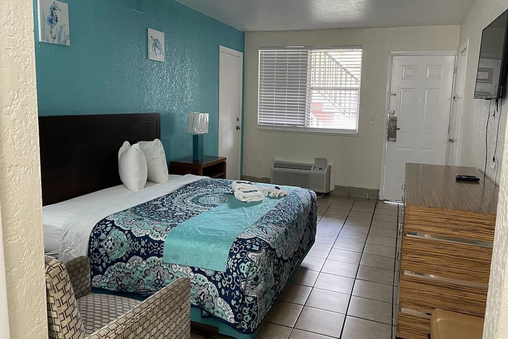 Apm Inn and Suites - Single Bed Room-7