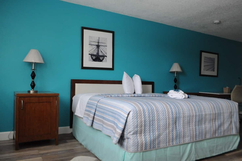 Apm Inn and Suites - Single Bed Room-6
