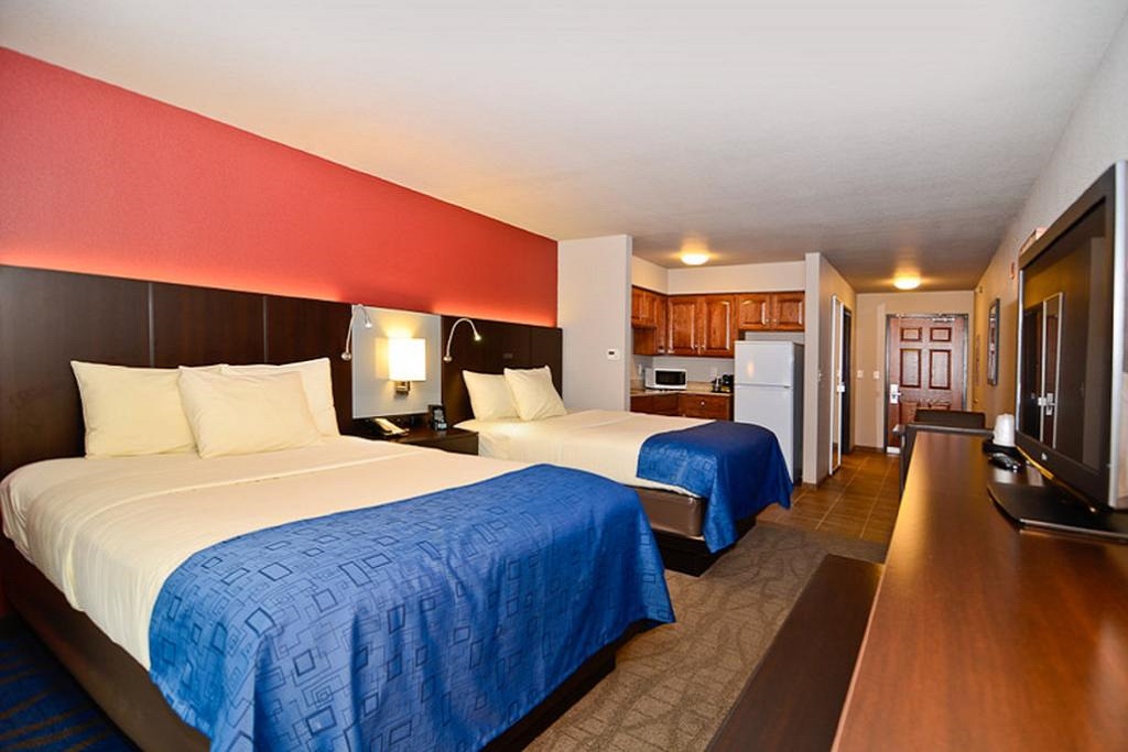 Astoria Hotel & Event Center - Double Beds Room-6