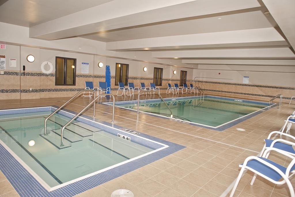 Astoria Hotel & Event Center - Indoor Pool