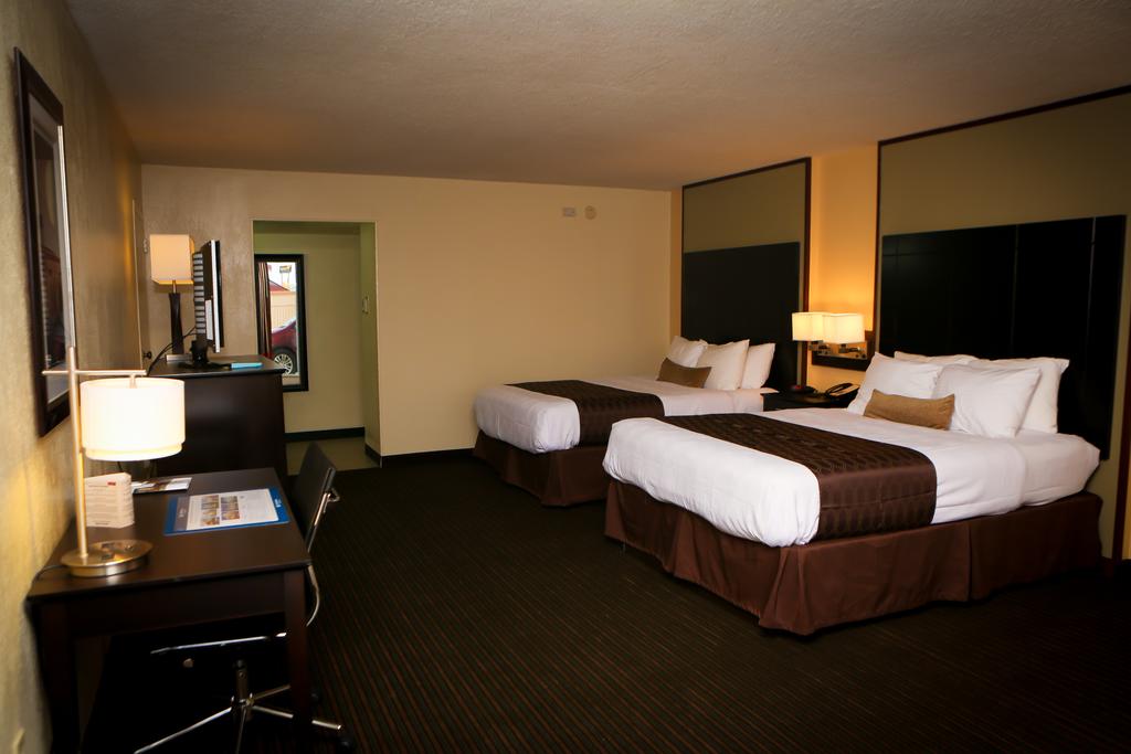 Best Western Inn of Del Rio - Double Beds Room-1