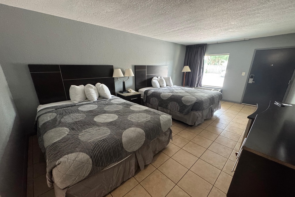 Budget Inn Sanford - 2Beds Room-3