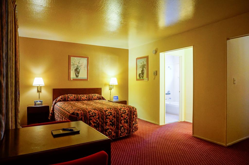 Budget Inn Redwood City - Single Bed Room-5