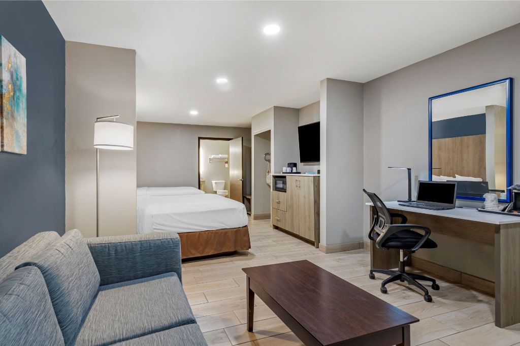 BWP Edinburg Inn & Suites - Double Beds Room-1