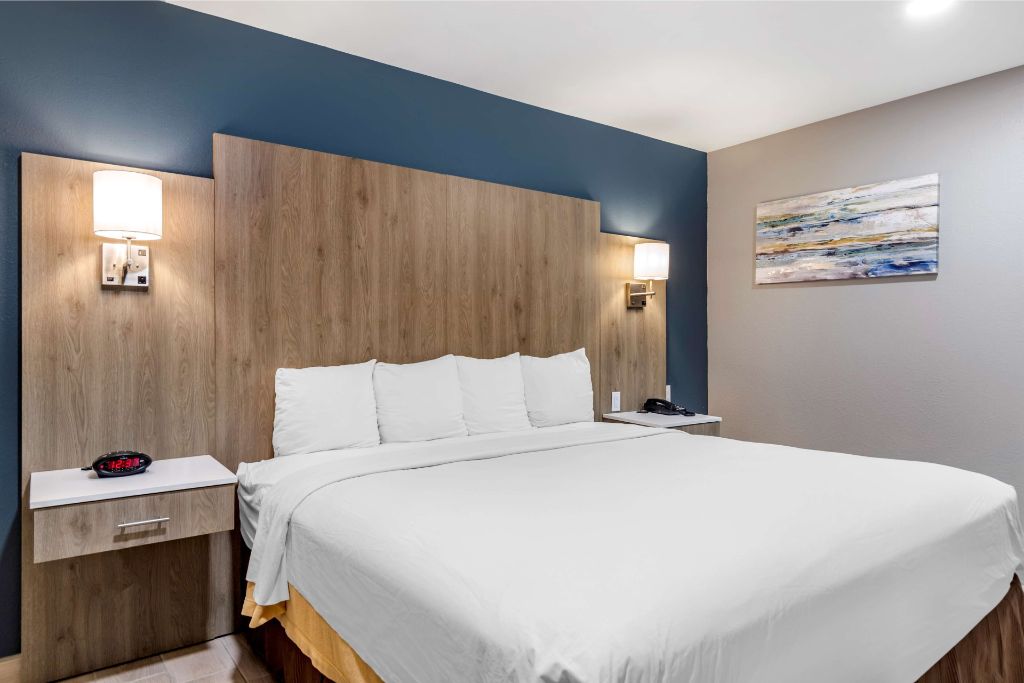 BWP Edinburg Inn & Suites - Single Bed Room-2