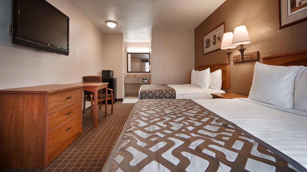 Cajon Pass Inn - Double Beds Room-1