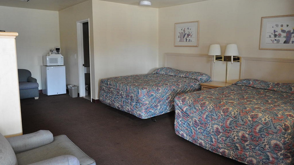 California Suites Motel - Double Beds2