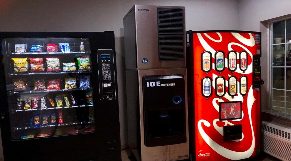Catoosa Inn & Suites - Vending Area