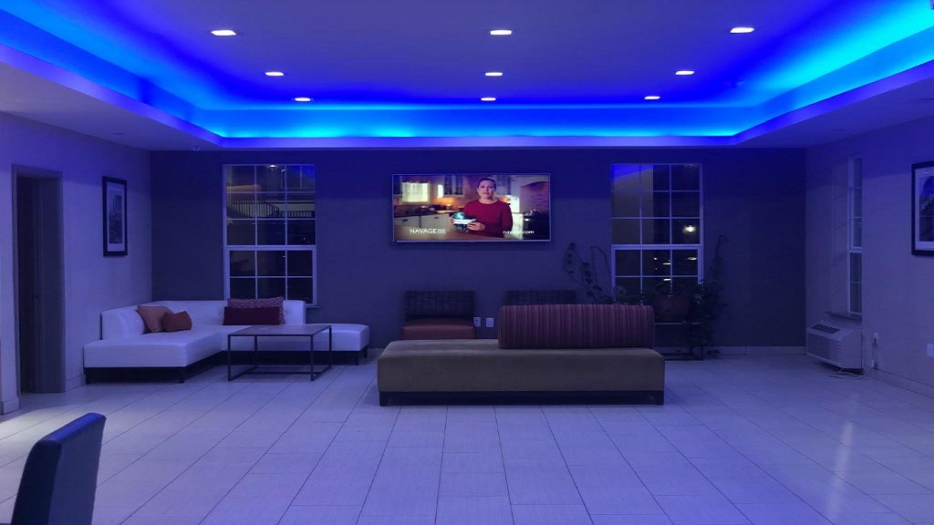 Catoosa Inn & Suites - Lobby Area