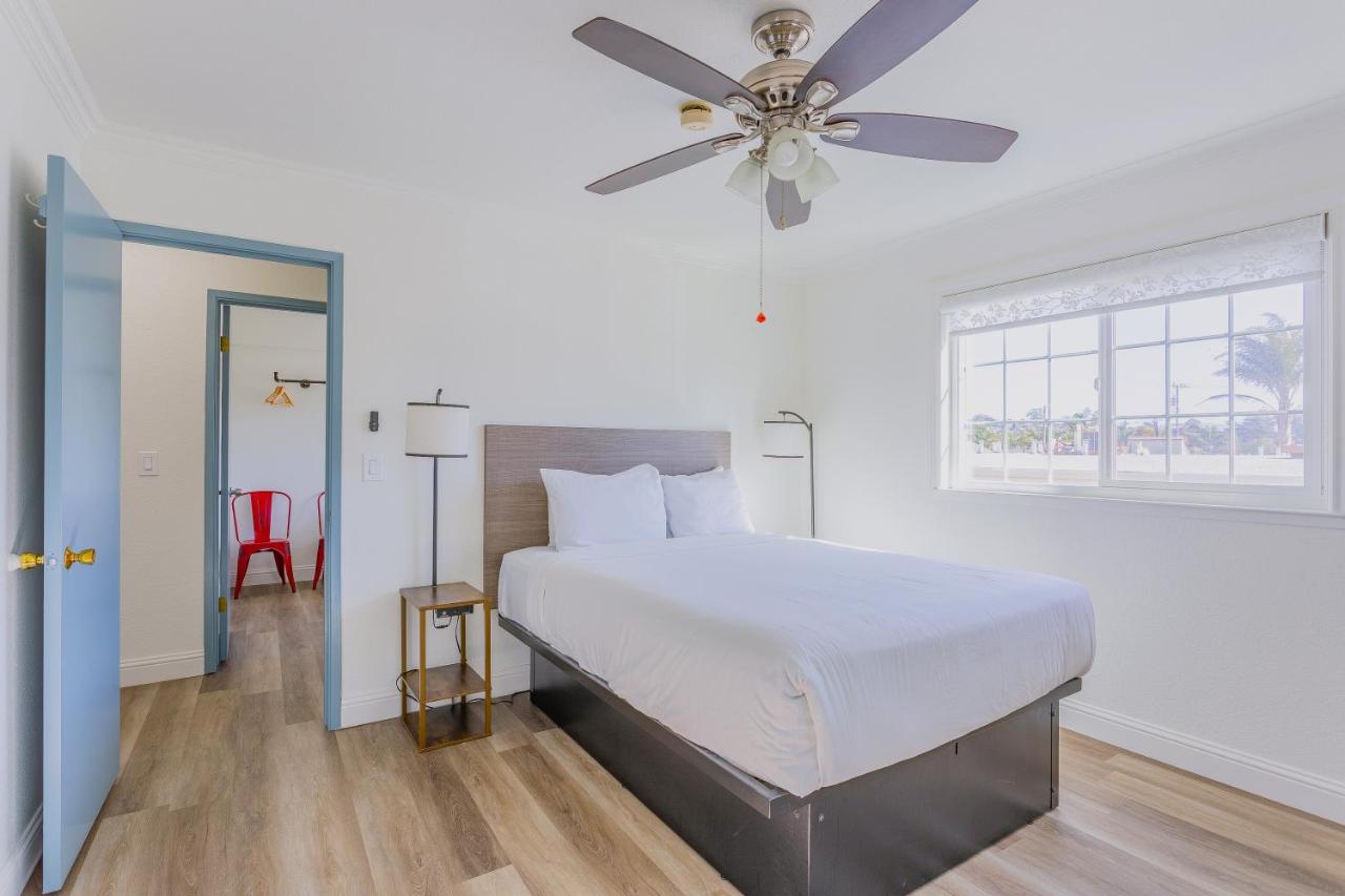 Coastal Breeze Inn Morro Bay - Queen Bed-1