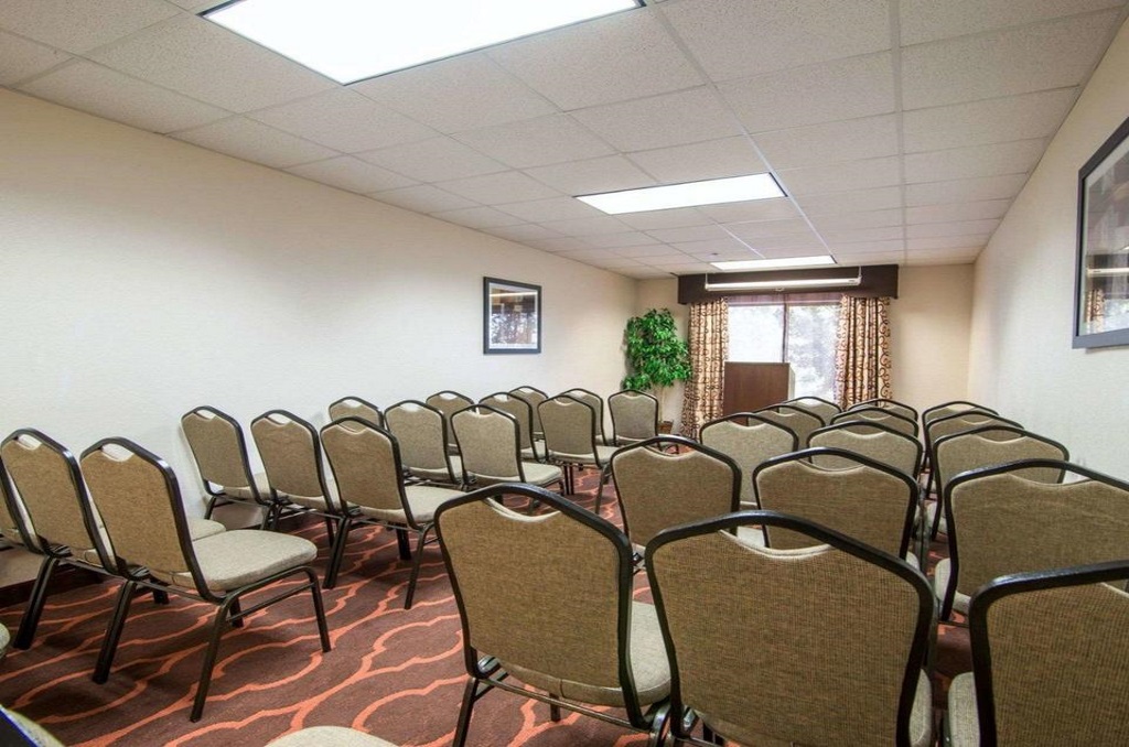 Comfort Suites Lawrenceville - Meeting Area