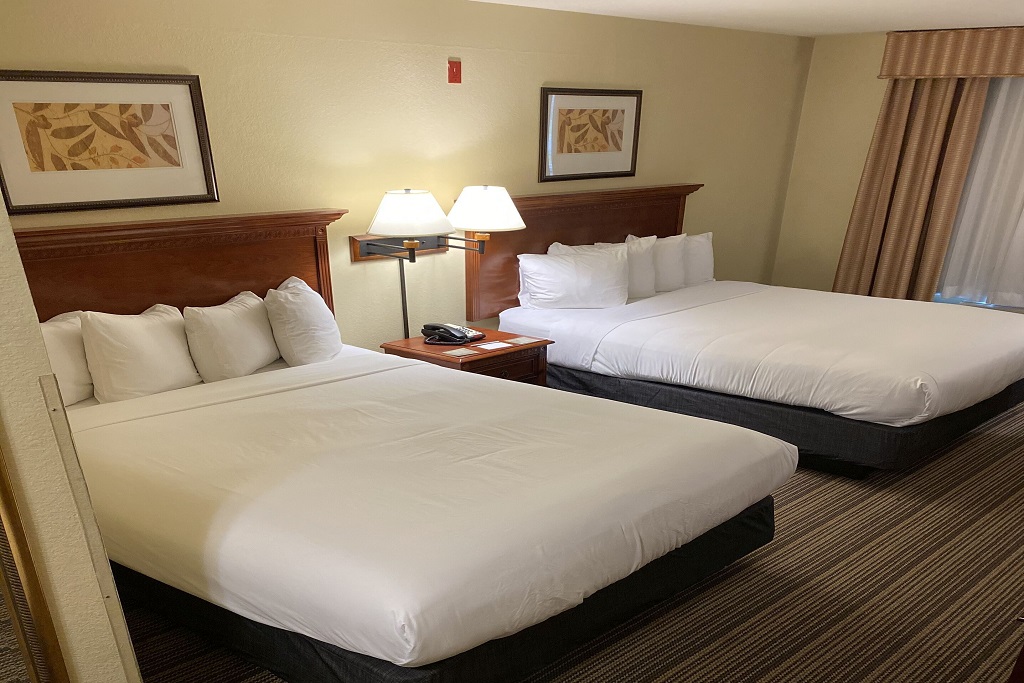 Country Inn & Suites Fort Worth - Double Beds Room-2