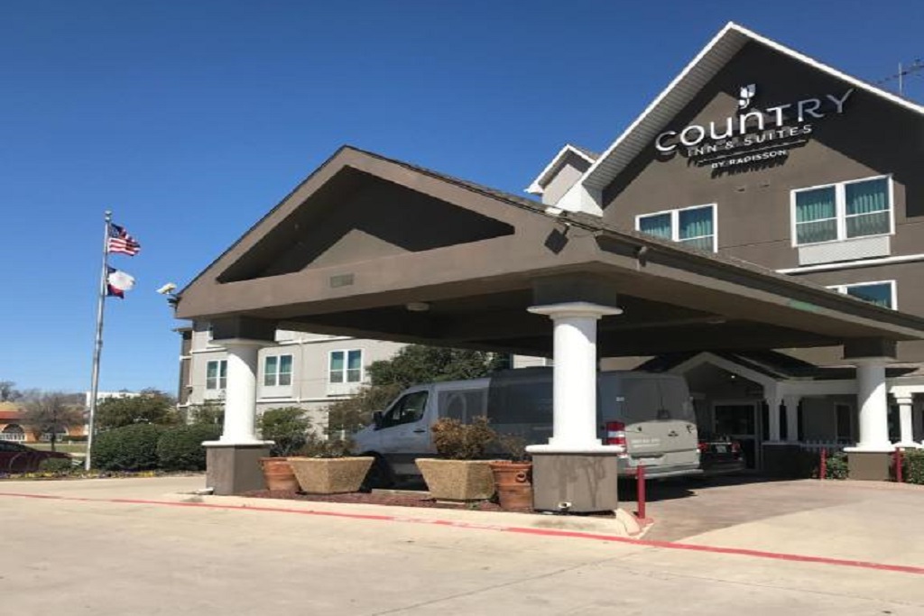 Country Inn & Suites Fort Worth - Exterior