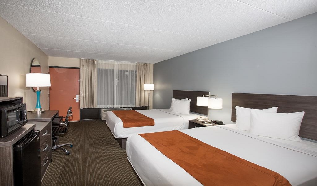 Days Inn and Suites Orlando Airport - Double Beds Room1