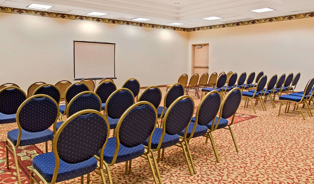 Days Inn and Suites Orlando Airport - Meeting Area