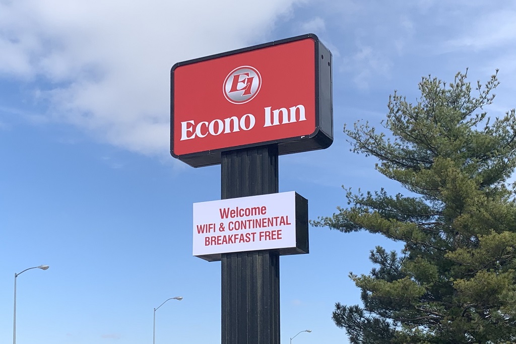 Econo Inn Columbus - Exterior-3