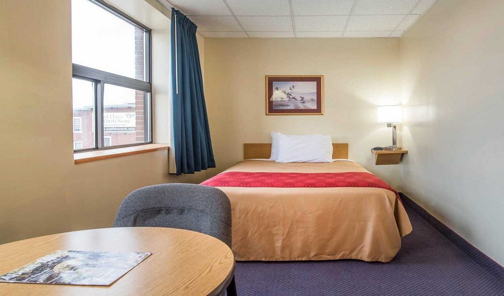 Econo Lodge Manchester - Single Bed Room