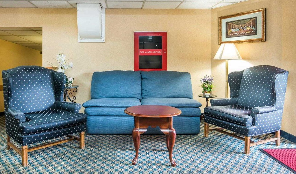 Econo Lodge Manchester - Lobby