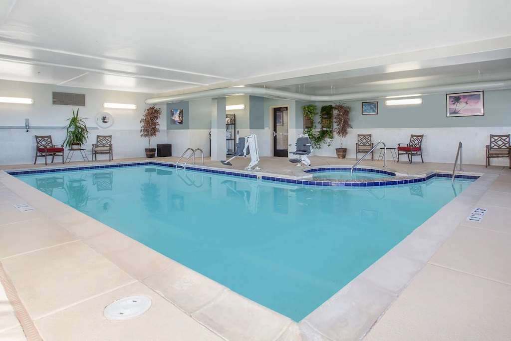 First Choice Inns at the Swell - Indoor Pool