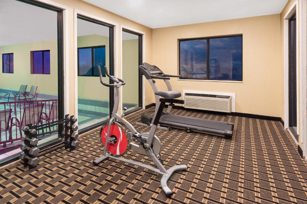 Hotel 7 Inn Anna - Fitness Area