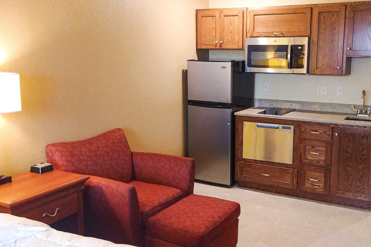 Heritage Hotel and Suites - Single Bed Room-2