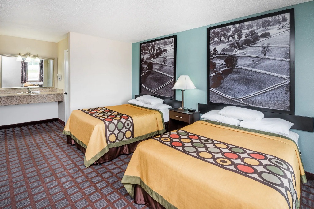 Hotel 7 Inn Paducah - Double Beds Room-3